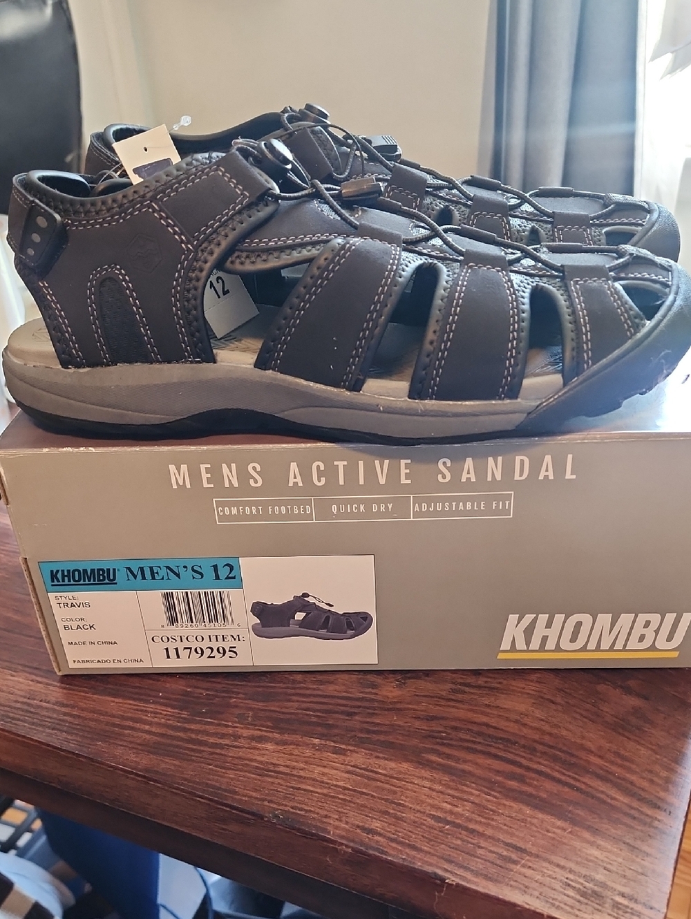 Khombu Men's Outdoor  Sandal - Black Size 12